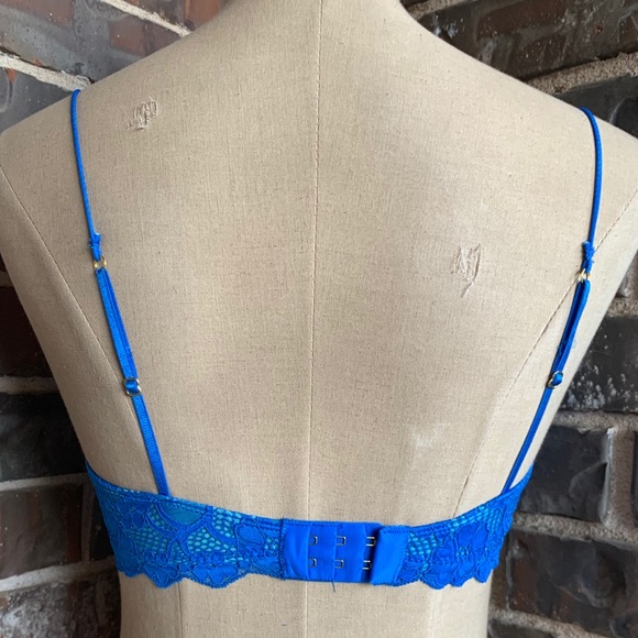 2 FOR $25 Lace Bralette Bright Blue Scalloped - S - Picture 5 of 6